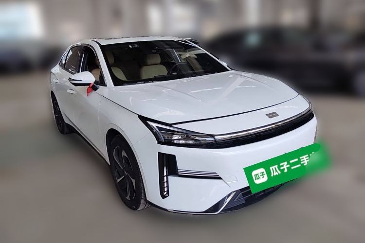 Used Geely Galaxy L6 2024 125km PLUS Dragon Edition
