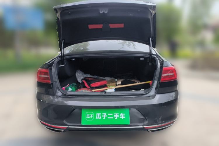 Used Volkswagen Magotan 2018 380TSI DSG Flagship Edition Trunk