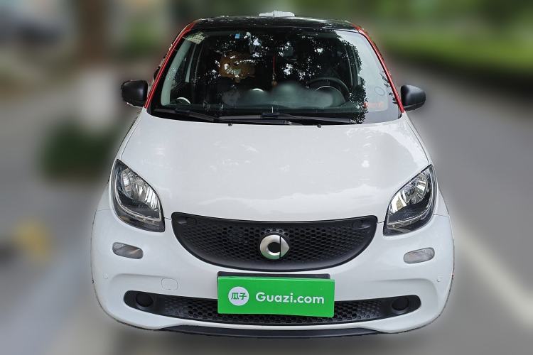 Used smart forfour 2016 1.0L 52 kW Dynamic Edition
