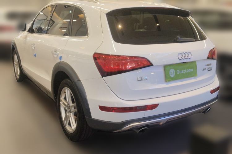 Used Audi Q5 2018 Collector's Edition 40 TFSI Technology Model
