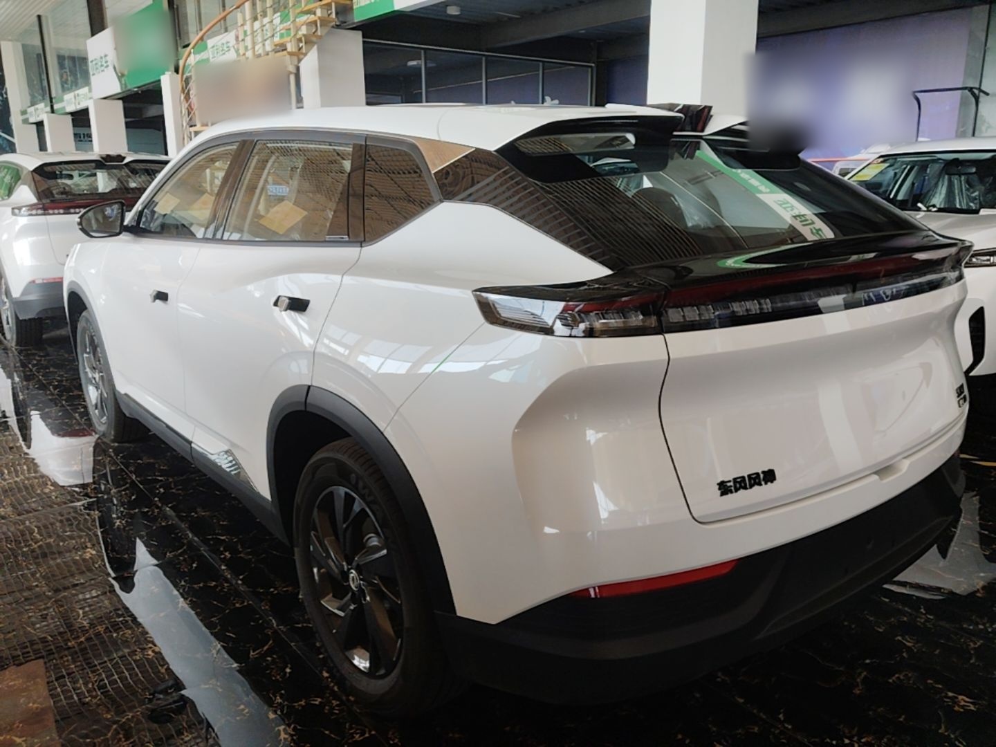 Dongfeng Aeolus SKY EV01 2025 530 km AIR Elite Edition — снимка 4