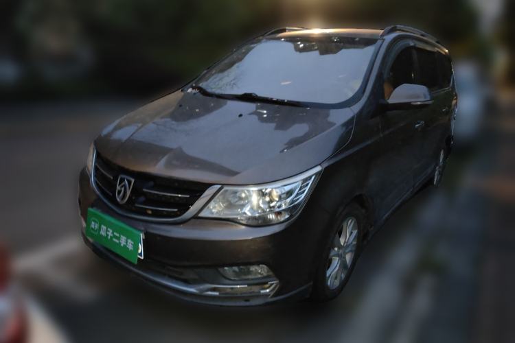 Used Baojun 730 2016 1.5L Manual Comfort Version 7 Seats China V Emission Standard