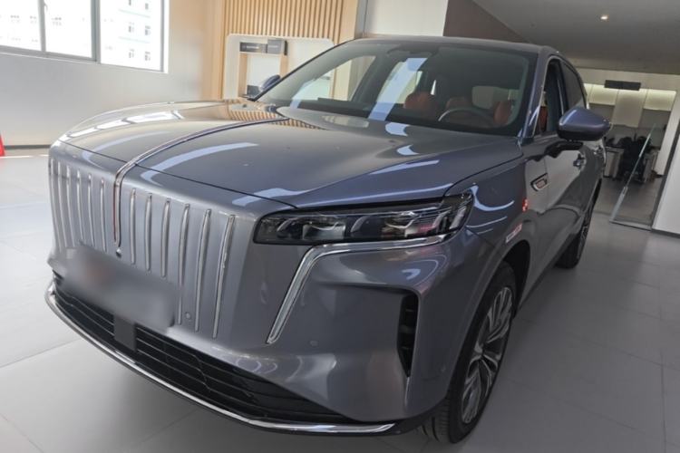Używany Hongqi HS6 PHEV 2026 220 All-Wheel Drive Smart Hybrid Version