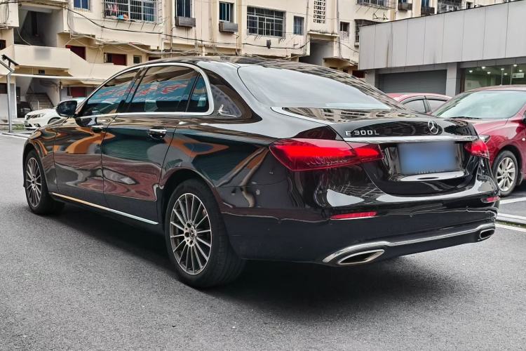 Used Mercedes-Benz E-Class 2023 Facelift E 260 L