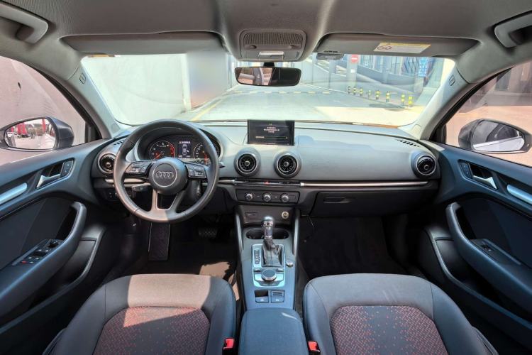 Used Audi A3 2020 Limousine 35 TFSI Ambition China VI Interior 1