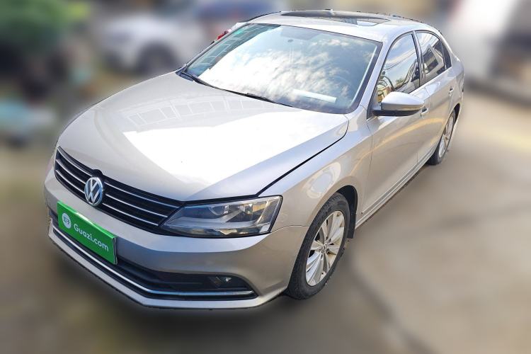 Used Volkswagen Sagitar 2015 230TSI Automatic Comfort Version