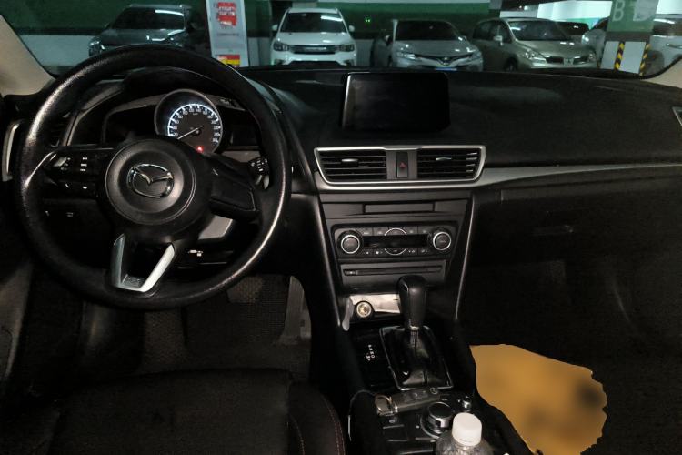 Used Mazda 3 Axela 2017 Sedan 1.5L Automatic Luxury Model China VI Standard