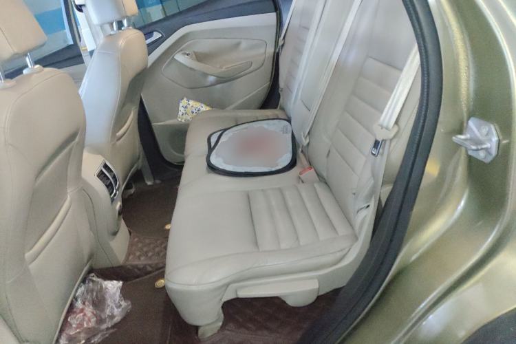 Used Ford Kuga 2013 2.0L GTDi Four-Wheel-Drive Elite Model Left Rear Seat