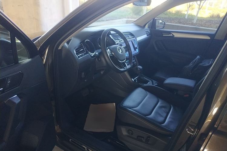 Used Volkswagen Tiguan L 2017 330TSI Automatic Two-Wheel Drive Luxury Edition