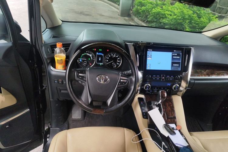 Used Toyota Alphard 2021 Dual-Engine 2.5L Luxury Edition
