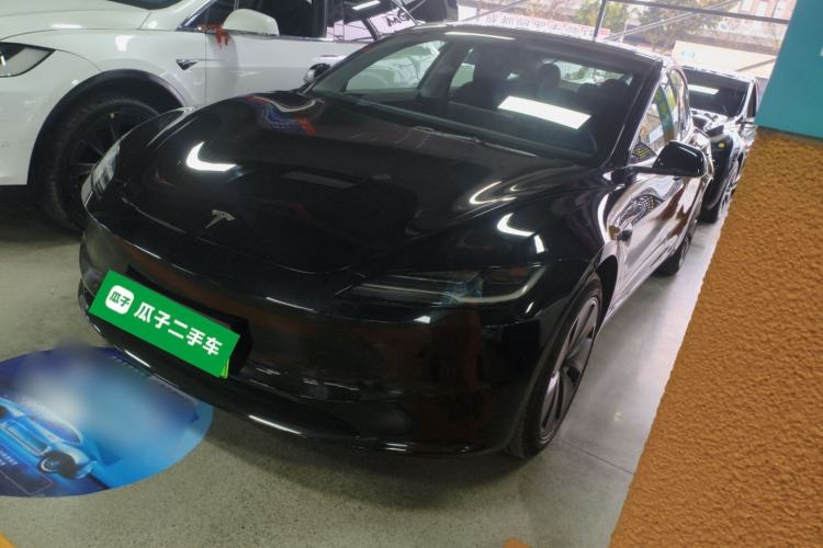 Used Tesla Model 3 2023 Long-Range All-Wheel-Drive Version