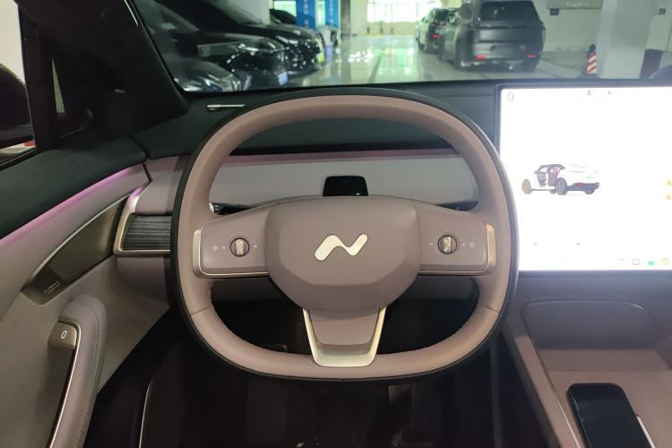 Used ONVO L60 2024 60 kWh Rear-Drive Version
