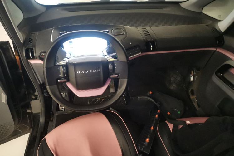 Used Baojun E300 2020 Plus Starry Intelligence Edition Center Console