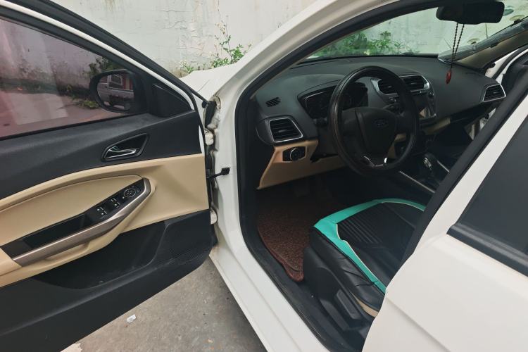 Used Ford Escort 2015 1.5L Automatic Comfort Edition