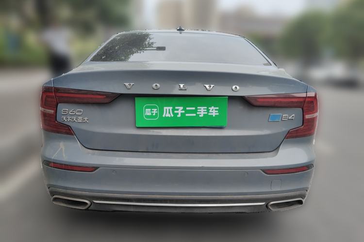 Used Volvo S60 2022 B4 Zhiyi Luxury Edition
