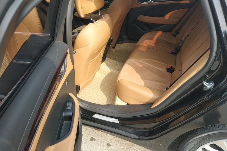 Used Buick LaCrosse 2016 28T Luxury Version
