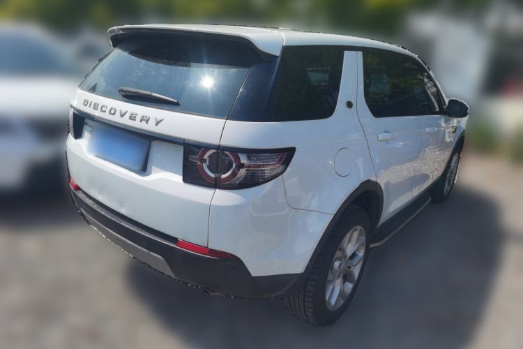 Used Land Rover Discovery Sport 2018 240 PS HSE Version Rear Right 45 Deg