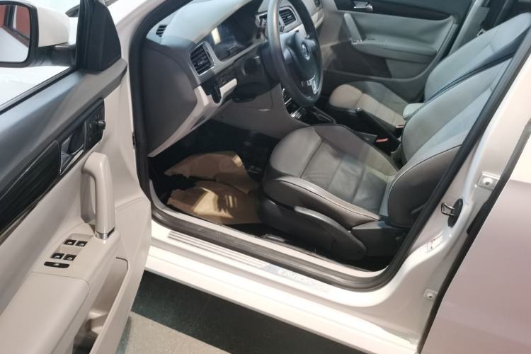 Used Volkswagen Gran Lavida 2014 1.6L Automatic Sport Edition