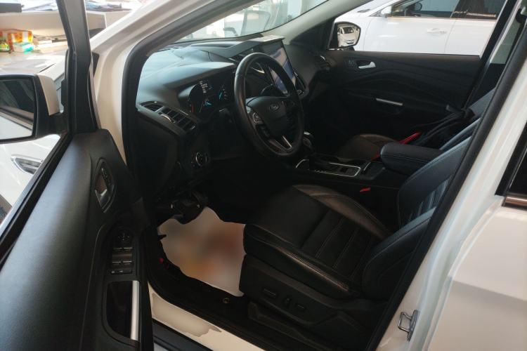 Used Ford Kuga 2019 EcoBoost 180 Two-Wheel-Drive Titanium Plus Model China V Standard
