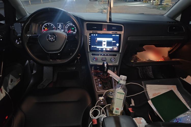 Used Volkswagen Golf 2016 230TSI Automatic Comfort Version
