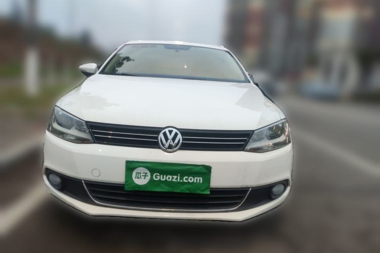 Used Volkswagen Sagitar 2012 1.6L Manual Comfort Model
