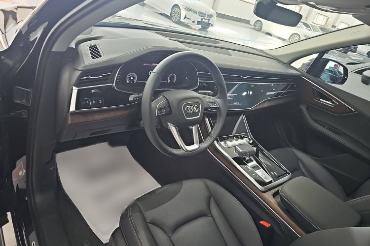 Used Audi Q7 2024 45 TFSI quattro S line Sport Edition