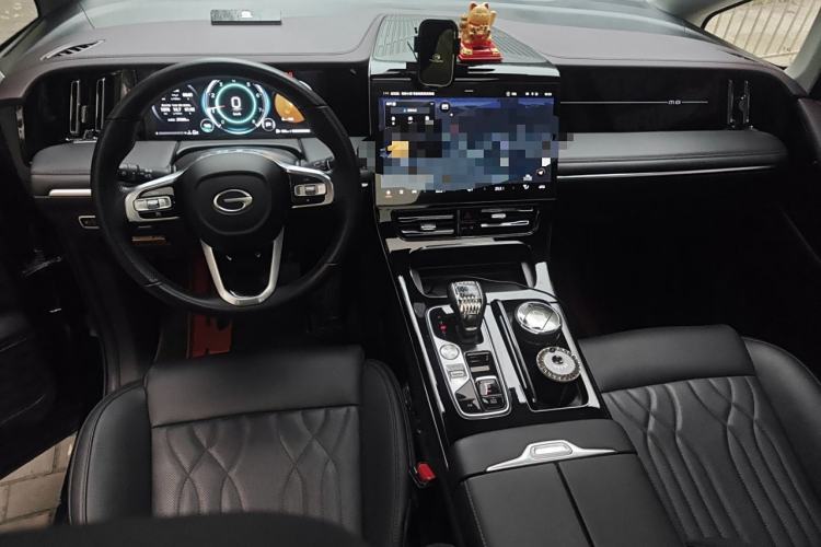 Used GAC Trumpchi M8 2024 Master Series 400T Prestige Edition Center Console