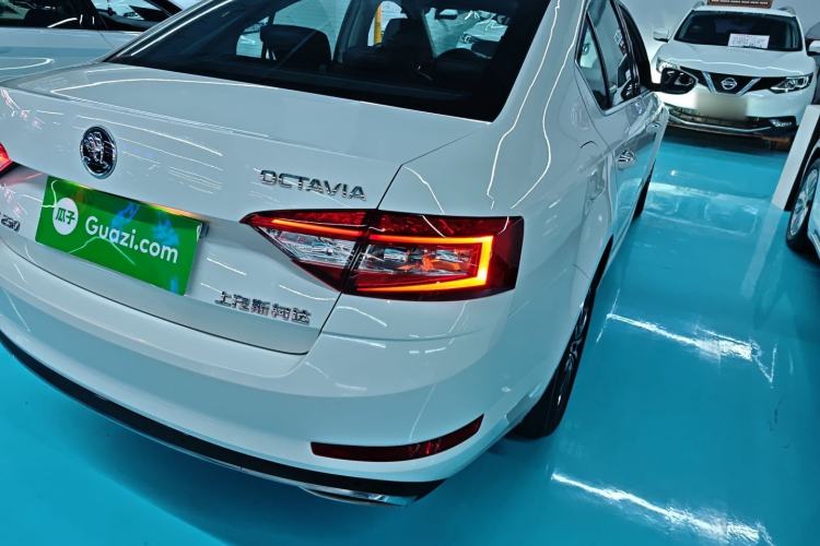 Used Skoda Octavia 2018 TSI230 DSG Luxury Edition