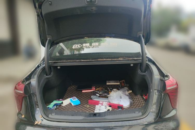 Used Hongqi H5 2023 1.5T DCT Smart Connect Flagship Edition