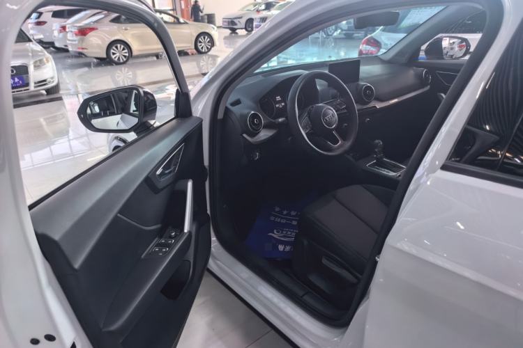 Used Audi Q2L 2021 35 TFSI Progressive Dynamic Edition
