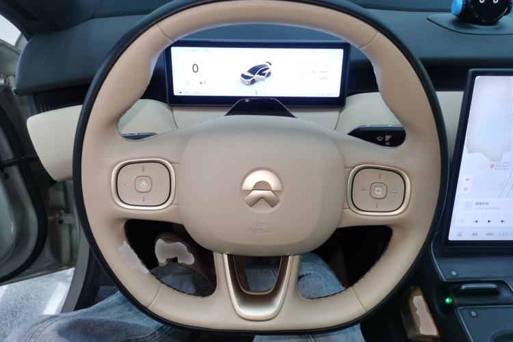 Used Nio ET5T 2023 75 kWh Touring Steering Wheel