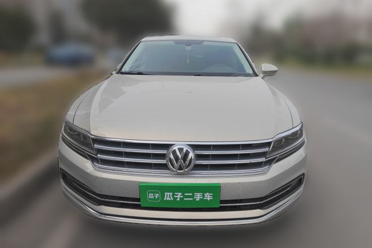 Used Volkswagen Phideon 2018 Revised Version 380TSI Two-Wheel Drive Business Edition Front