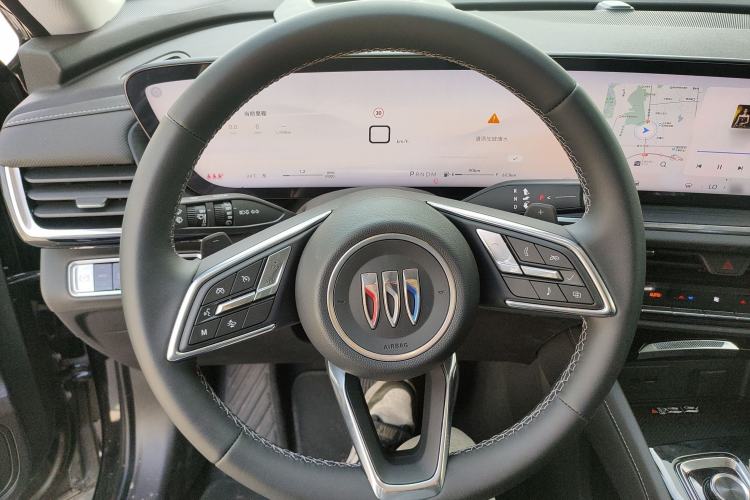 Used Buick Envision 2025 25T Entry-Grade Platinum Edition Steering Wheel