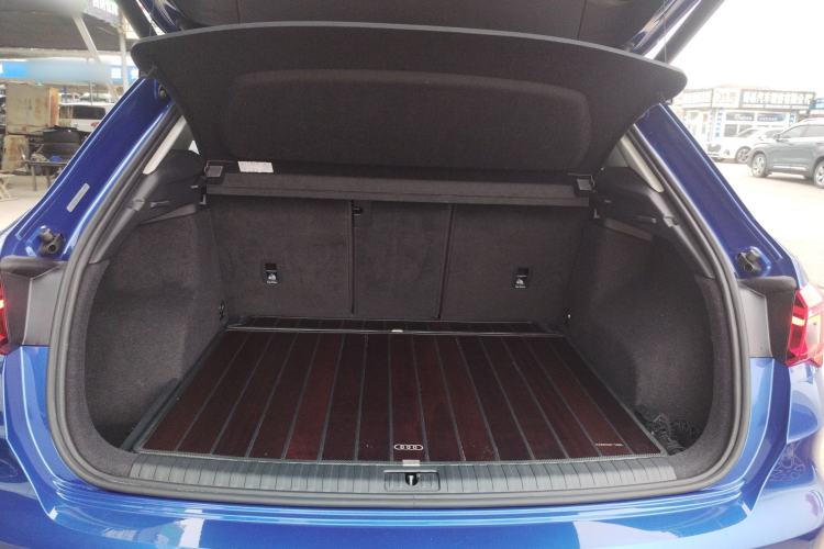 Used Audi Q3 2019 35 TFSI Fashion Dynamic Model Trunk