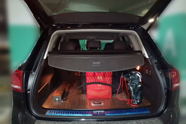 Used Volkswagen Touareg 2016 3.0 TSI Standard Version Trunk