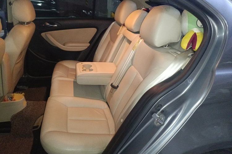 Used Volkswagen Lavida 2011 1.6L Automatic Premium Edition
