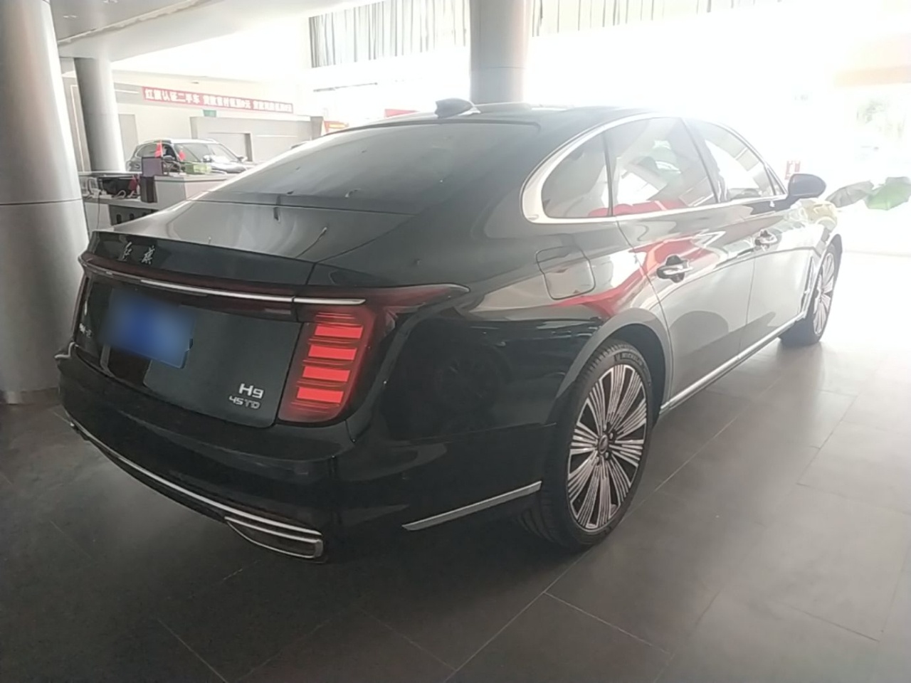 Hongqi H9 2025 2.0T Two-Wheel-Drive Flagship Luxury Business Edition 5 Seats — снимка 6