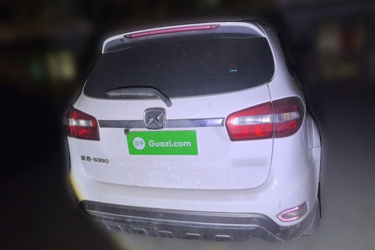 Used JMC Yusheng S350 2013 2.4T Automatic 2WD Diesel Luxury Edition 5 Seats Rear