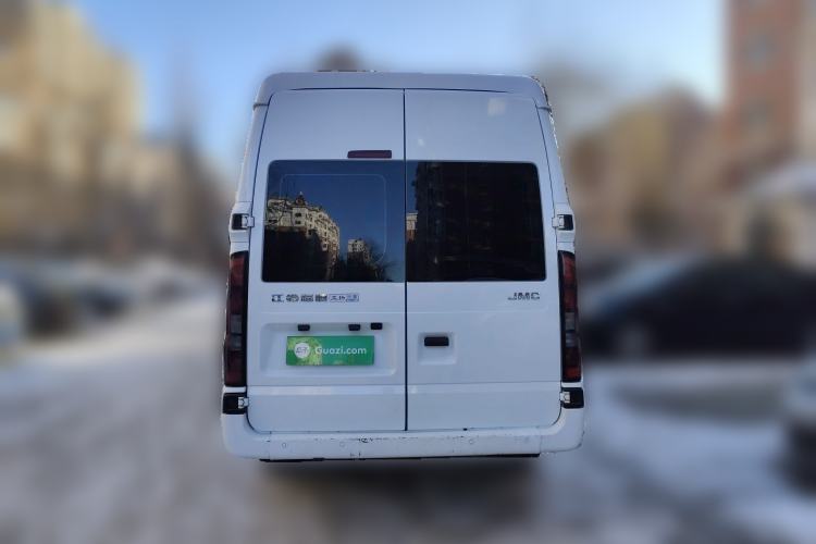 Used JMC Fushun 2022 2.0T Manual Multi-Function Passenger Vehicle Mid-Range High Roof 6-7 Seats
