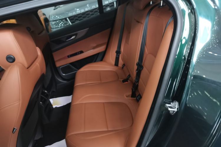 Used Jaguar XEL 2021 2.0T 250 PS R-DYNAMIC S Advanced Sport Edition Left Rear Seat