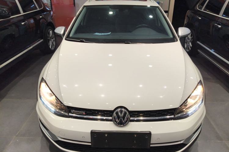 Used Volkswagen Golf 2019 1.8TSI Travel Edition
