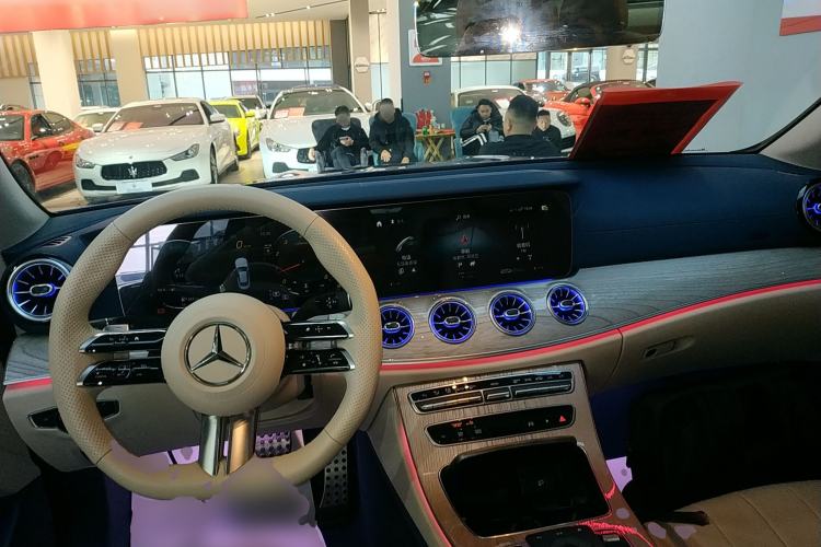 Used Mercedes-Benz E-Class (Import) 2023 E 260 Coupe
