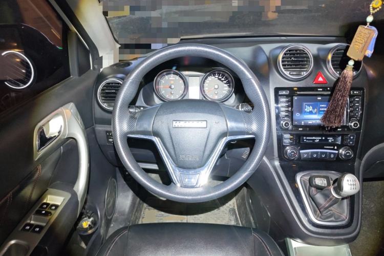 Used Haval H6 2016 Upgraded Model 1.5T Manual Two-Wheel Drive Urban Version
