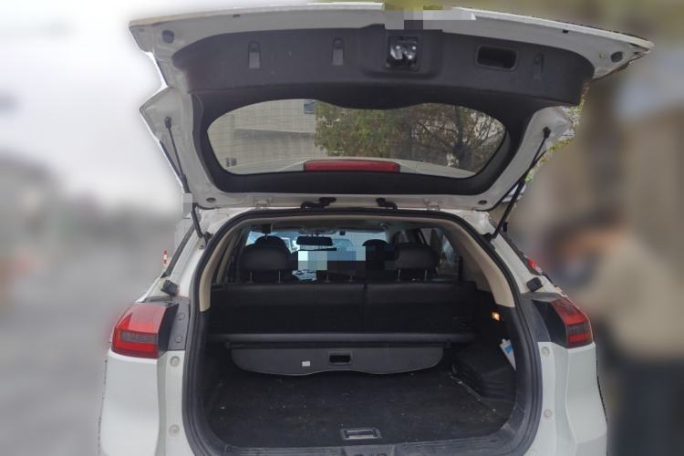 Used Geely Auto Emgrand X7 Sport 2020 1.8TD DCT Two-Wheel Drive Smart Connect 4G-Enabled Version Trunk