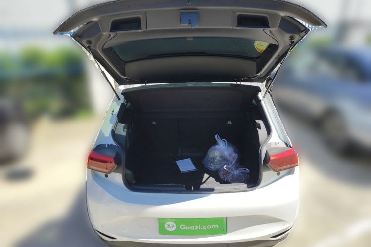 Used Volkswagen ID.3 2025 Smart Model Outstanding Oxygen Edition
