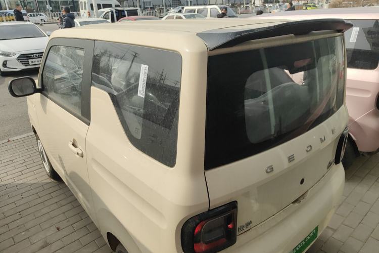Used Geely Galaxy Panda 2025 210 km – Yuanqi Bear