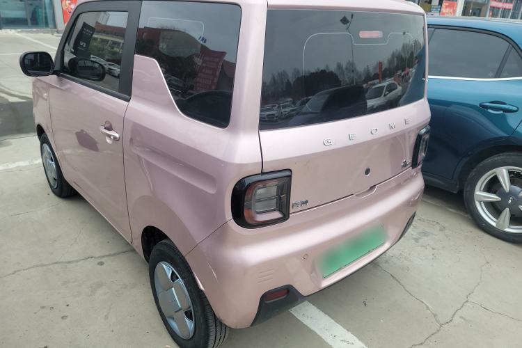 Used Geely Galaxy Panda 2023 Panda Mini 200km Endurance Bear