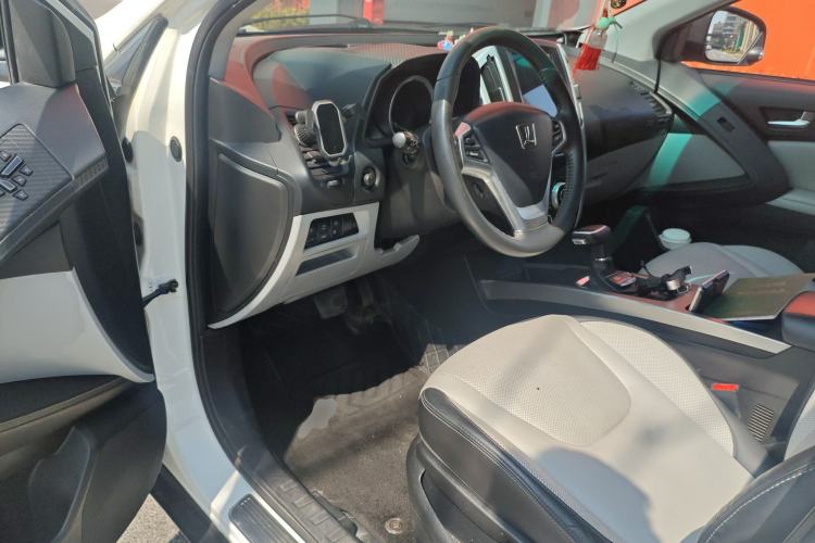 Used Luxgen U6 SUV 2014 1.8T ZhiZun Model
