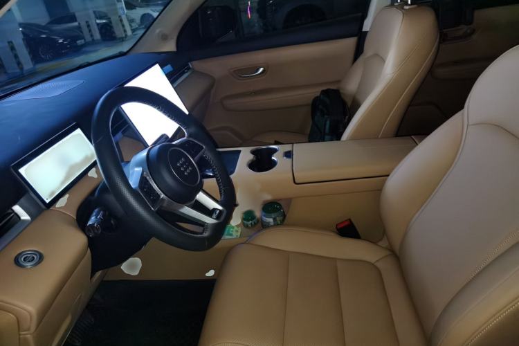 Used Landian E5 PLUS 2025 165 km Long-Range First Edition 7-Seater
