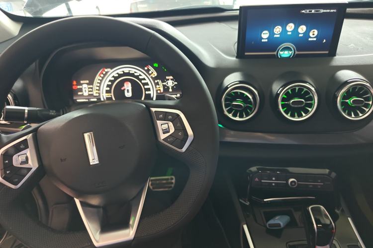 Used Wey VV7 2017 2.0T Flagship Model
